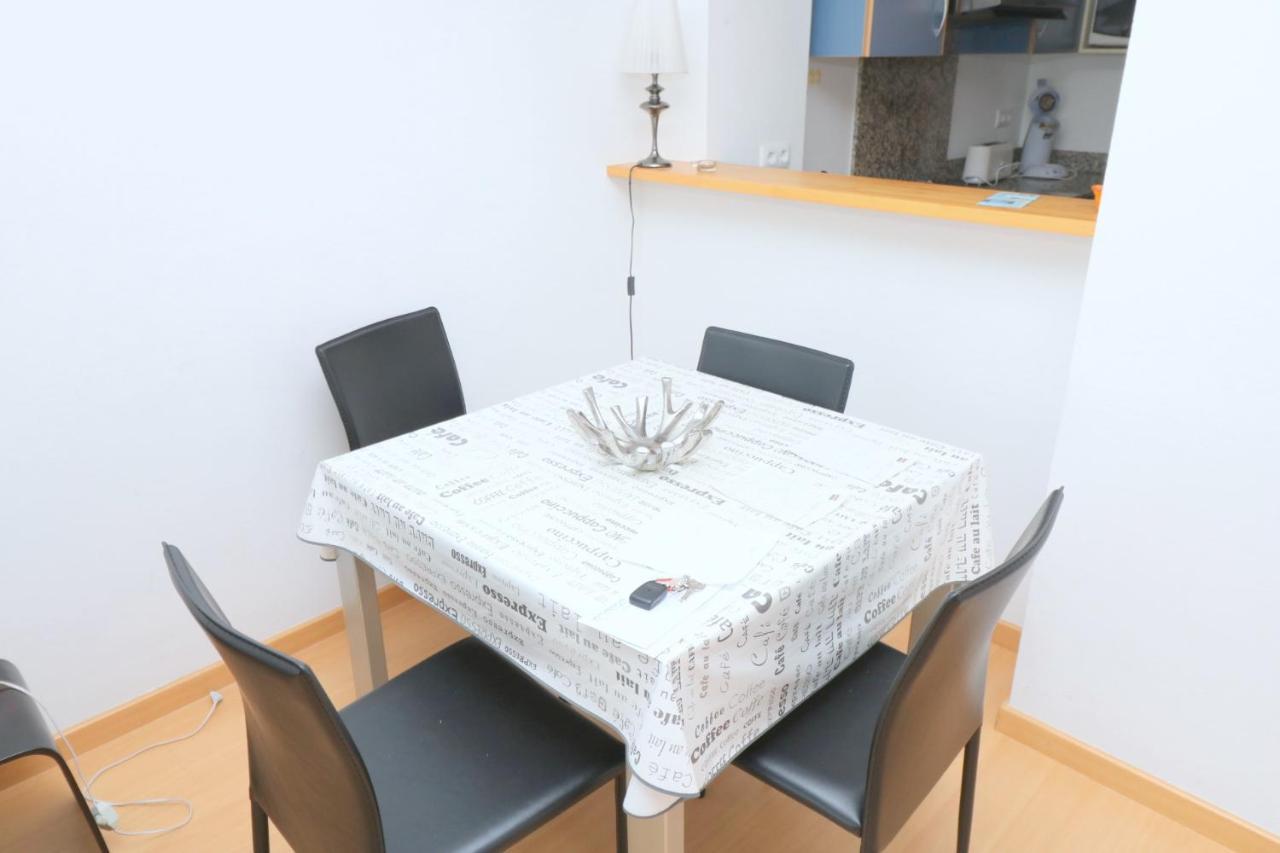 R. Marine II Apartment Roses Bagian luar foto